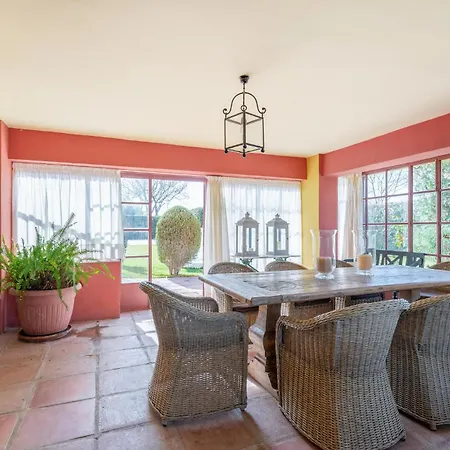 Stunning In With Wi-fi Holiday home *